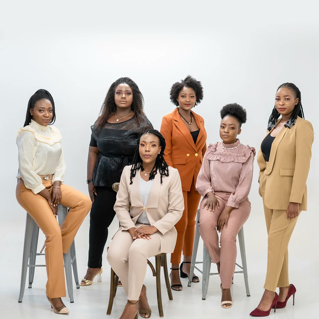 glszim's tweet photo. Meet the lovely Ladies of GLS Youth Zimbabwe💃🏾
.
.
.
.
.
.
📸 @picturehubzim
👗 @m_nateclosetzw
💄 @thebeautystudio_zw
#glsyouthzim
#glsyouth
#gls21
#GenZ
#leadersoftoday https://t.co/5gFQzmsrVA
