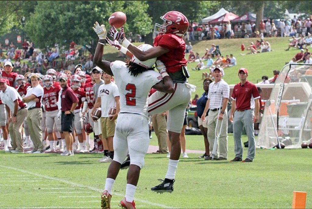 wallace_za's tweet photo. I am honored an blessed to say I have received my first offer from Hampton-Sydney College 
@TopKnight44 @TD_Coach_Camp @HSC__FOOTBALL https://t.co/GwFInOPfrm