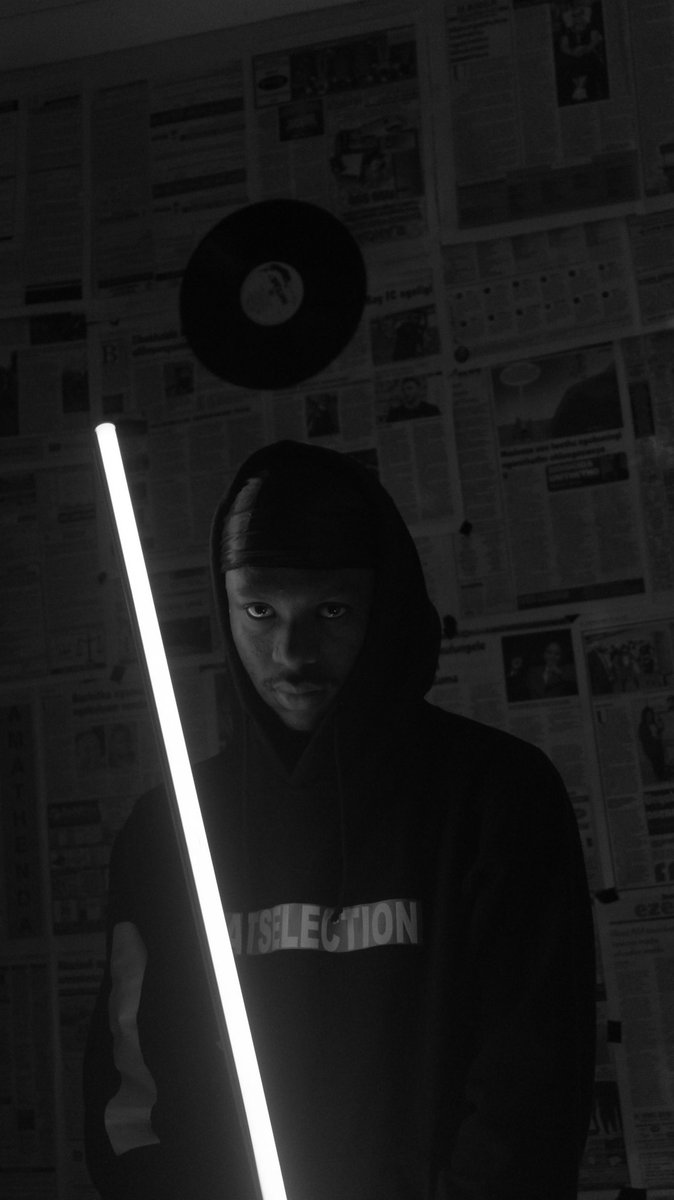 This is my first upload in a long asssssssssss time.📷 NIGGA WARS🔥
📷: <a href="/inno_magubane/">realG</a>