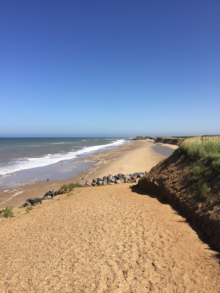 PathwaysAB's tweet photo. 💕 #happisburgh #deephistorydetectives 💕 https://t.co/c0JvvE1USt