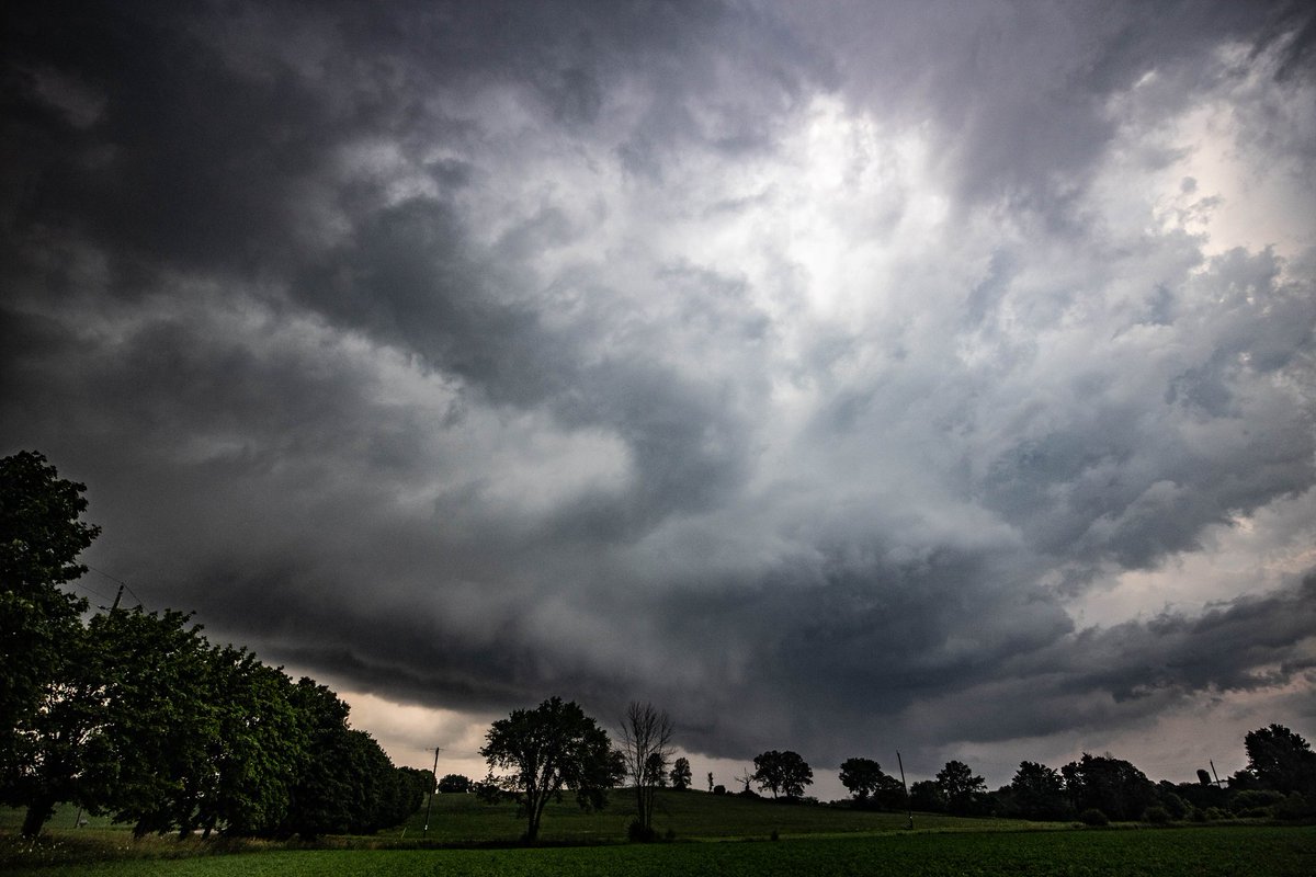 TJsupercell's tweet photo. Maryhill ON july 15 eveningish
@doltasaur
@alluringstorms
#onstorm
#onwx
#shareyourweather
#weatherphotography
#naturephotography
#ig_stormclouds
#stormhour
#ThePhotoHour
#stormchaser
#landscapephotography
#Nature https://t.co/1oczlhZI0O