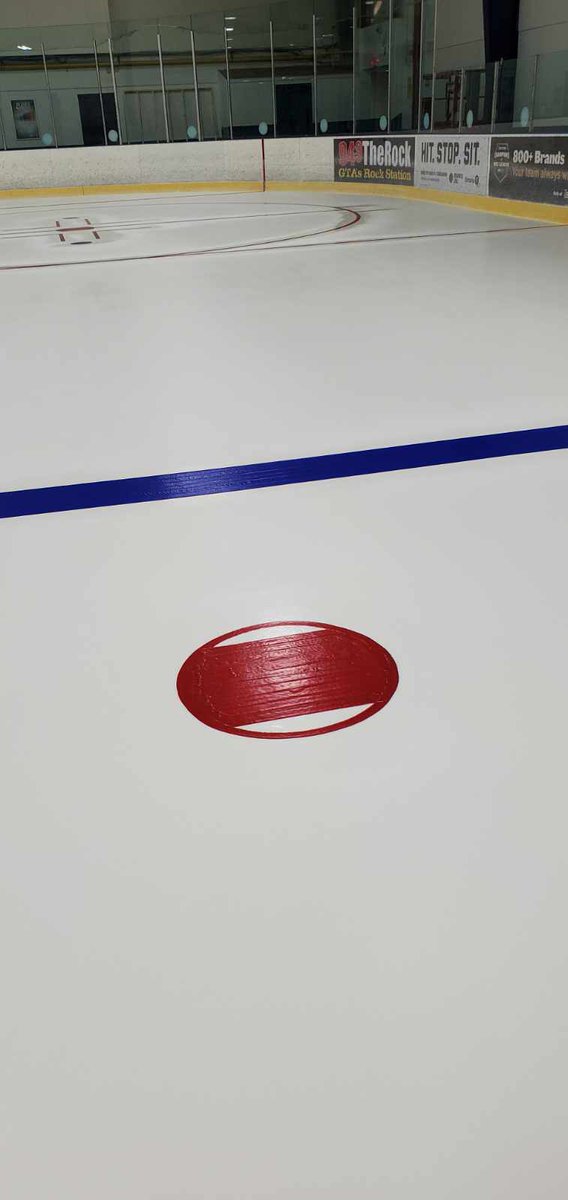 JetIceHockey's tweet photo. We're thrilled with how this paint job turned out for @CanlanSports in Scarborough.
#DidYouKnow? Custom Jet Ice colours can be matched to any Pantone shade.
#CanlanIceSports #Scarborough #JetIce #WeBringIceToLife #HockeyIce #IcePaint https://t.co/ms7O7bz5P5