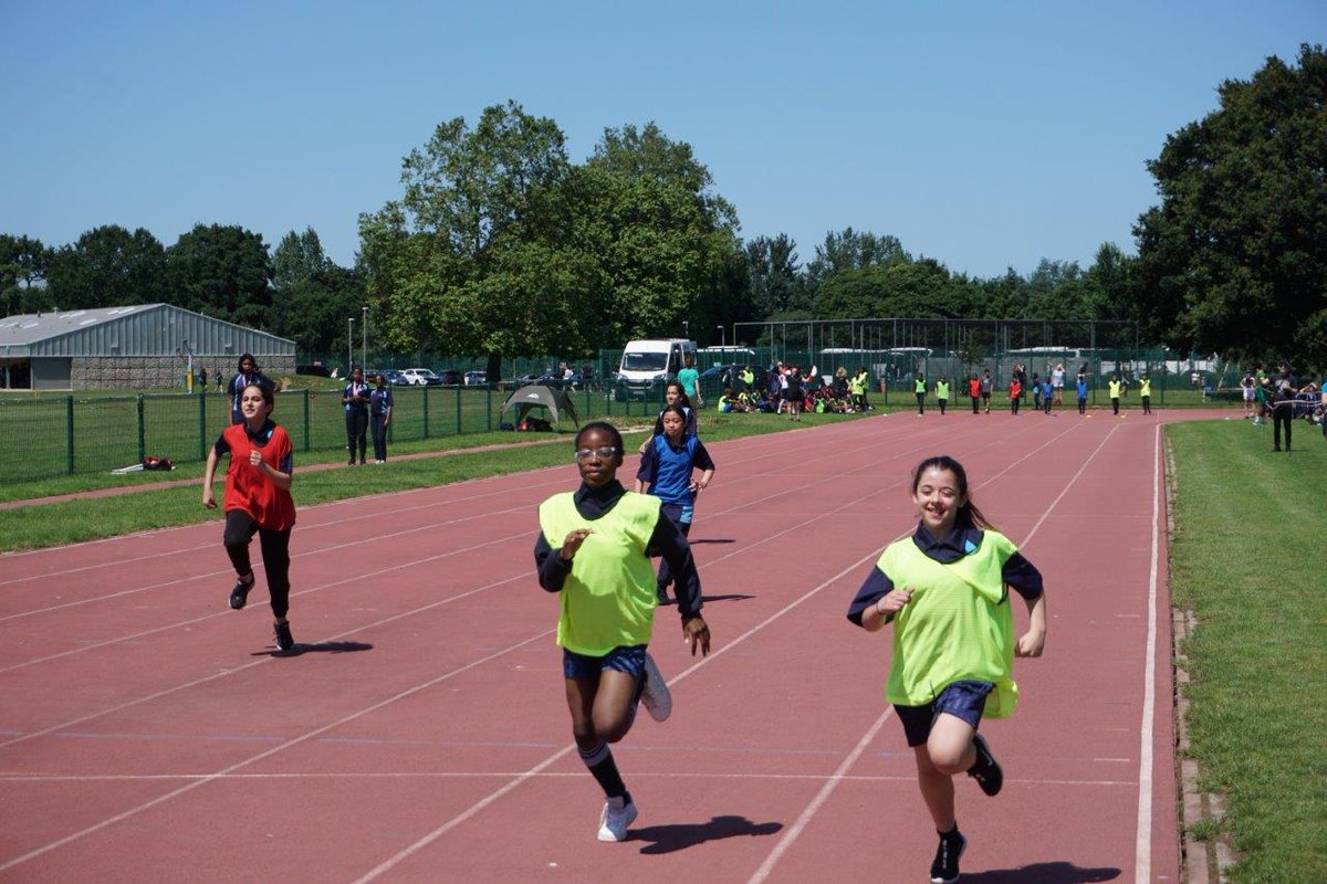 The Elms Academy tweet media