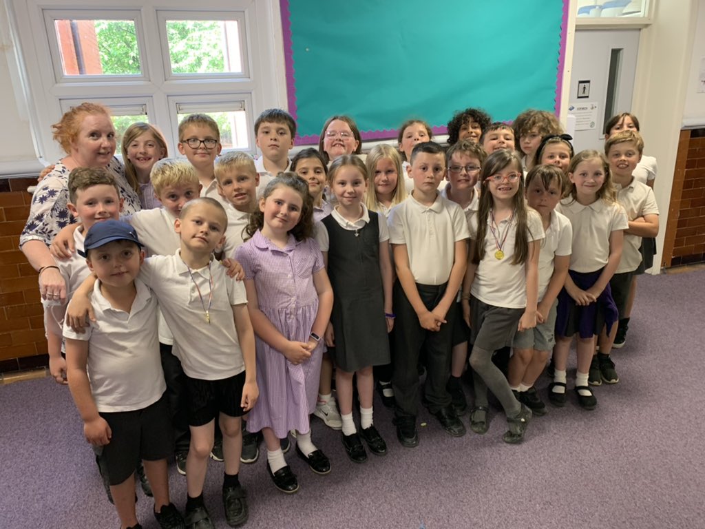 MissMJones2's tweet photo. Huge thanks to this group of very special children for an amazing term. You are all stars in my eyes. I have enjoyed every minute with you. The enjoyment and the laughs. I’m one very proud teacher. Huge thank you to all the parents for your support. #teuluCurig  #legends https://t.co/2mcZStLgS4