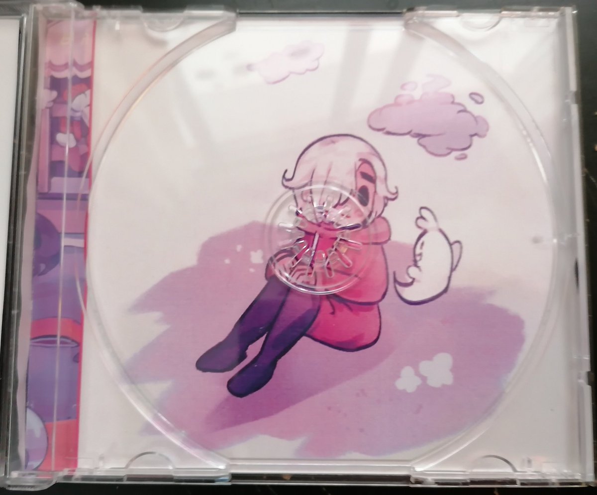 AlexFinite_'s tweet image. After getting permission from @grimmshollow, here it is at last, Grimm's Hollow in Physical 💜

All it's made by Myself!

#GrimmsHollow #indiegame #PhysicalCD #Editor #Photoshop