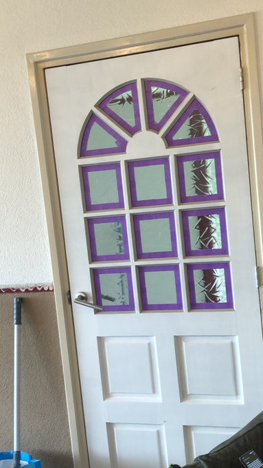 First day in my new house lol. So much to do https://t.co/zQGn7RtD20