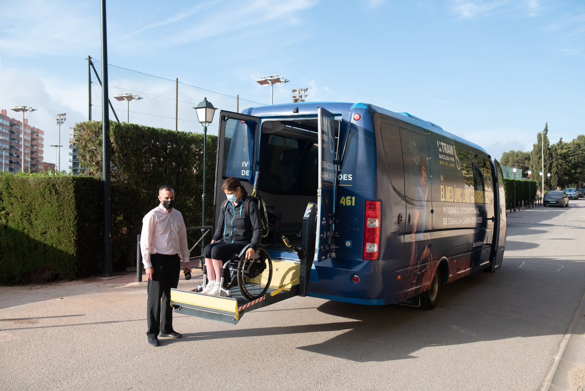 TRAMBcnOpen's tweet photo. Son muchas las personas, colaboradores,... que hacen posible que en cada jornada del TRAM Barcelona Open toda la maquinaria funcione de la mejor manera posible, ¿Queréis ver un poco de nuestro “backstage”?
Do you want to see a little of our backstage?
#mouellimit #trambcnopen https://t.co/Bv8n5Oitx9