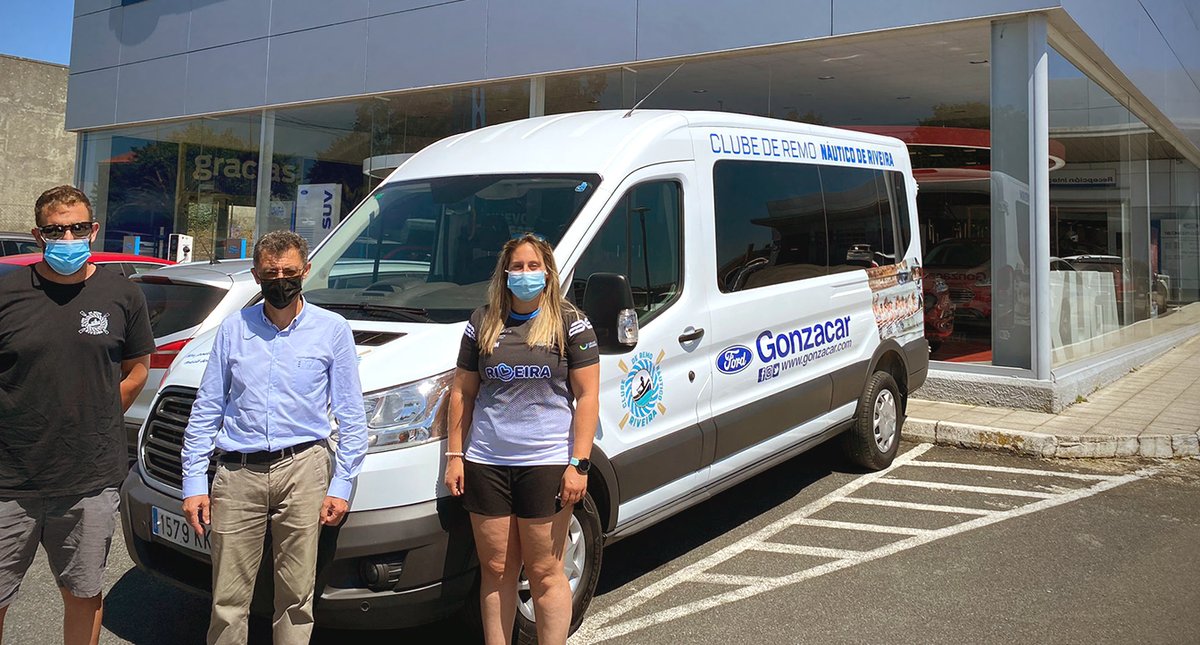 🔝👏 Aquí tedes ao xefe de todo isto, o gran Marcial <a href="/castroseijas/">Marcial Castro</a>, entregando unha poderosa <a href="/FordSpain/">Ford España</a> #Transit de dúas toneladas ao Club de Remo Náutico de Riveira para que sexa o seu vehículo oficial! 🚐🛶

Todos os azos e a nosa forza ás mozas da traiñeira “Sálvora”! ✌💪