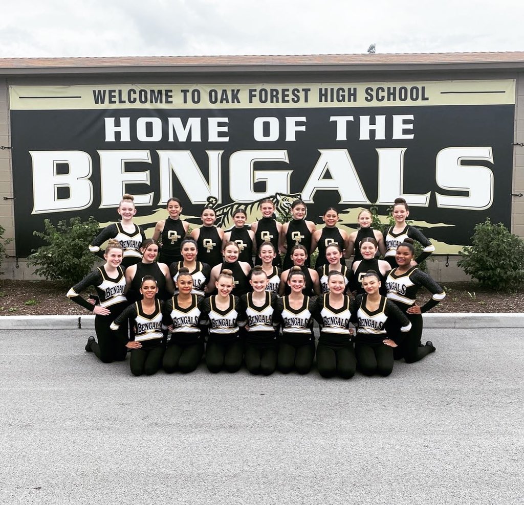oakforestdance's tweet image. THANK YOU to all parents, family, and friends who came out to support us today at our first showcase of the season! We can’t wait to perform our Home Routines at UDA Camp next week! 🖤💛🐯 #cantstopwontstop #homeroutine #udacamp #girlbosses #dancefamily #bengaldance