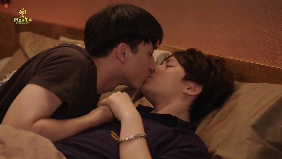devilohmnanon's tweet photo. first friday without them💔🥺
#KaownahTurbo #kaownah #turbo #SongJay #NohJom #BbombJin
#บีบอมจิน #นิติแมนแฟนวิศวะ #NitimanTheSeries https://t.co/IkoZrKv7XB