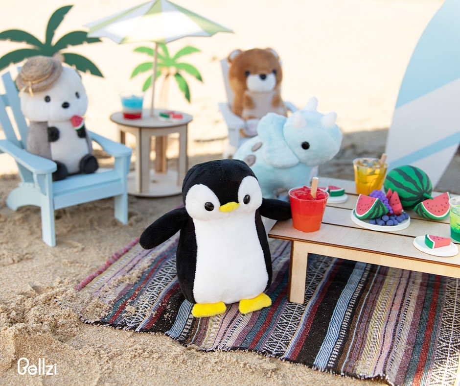 bellzi_official's tweet photo. Welcome to the beach crew! Guess what Pengi is drinking?🐧⁠
https://t.co/fNEzkYRpHc
.
#bellzi #bellziplushie #bellziplush #bellziplushy ⁠#plushphotography #bellzianimals #bellzifriends #readyforthebeach https://t.co/neLEvhp7gw