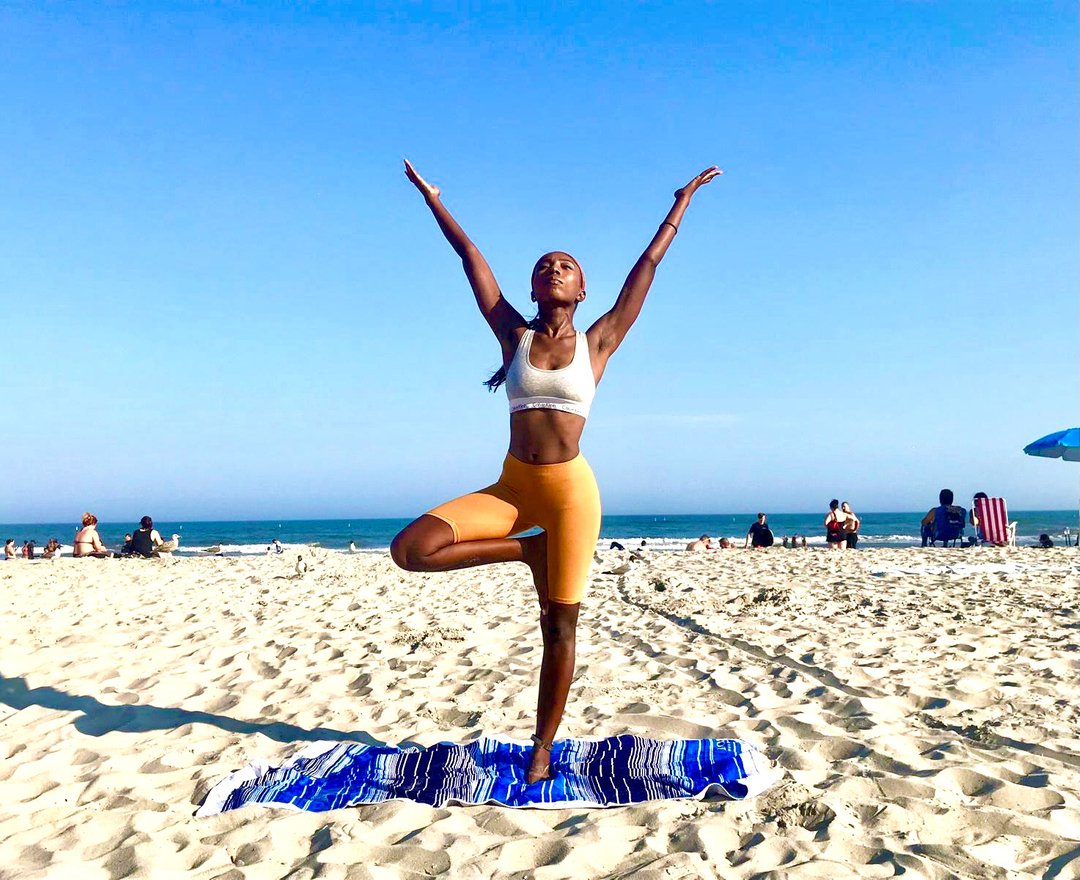 "Show me Your Glory
Send down Your presence
I want to see Your face
Show me Your Glory
Majesty shines about You
I can't go on without You, Lord"
_________
If you know this song by  <a href="/thirdday/">THIRD DAY</a> give me a 🙌🏾in the comments and let's worship together. 
And whether you know this