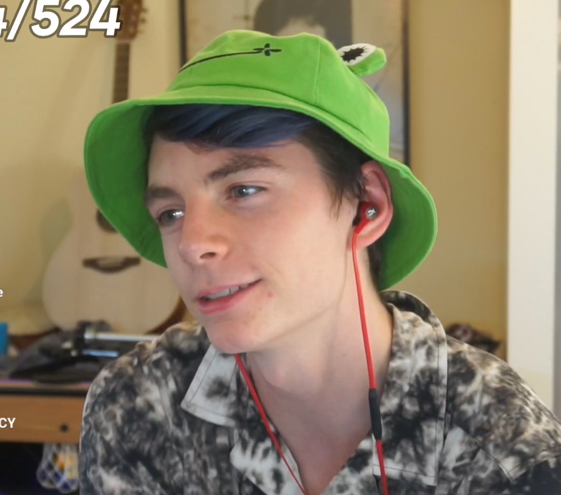 LyfiSaku's tweet image. in this household we stan freddie badlinu