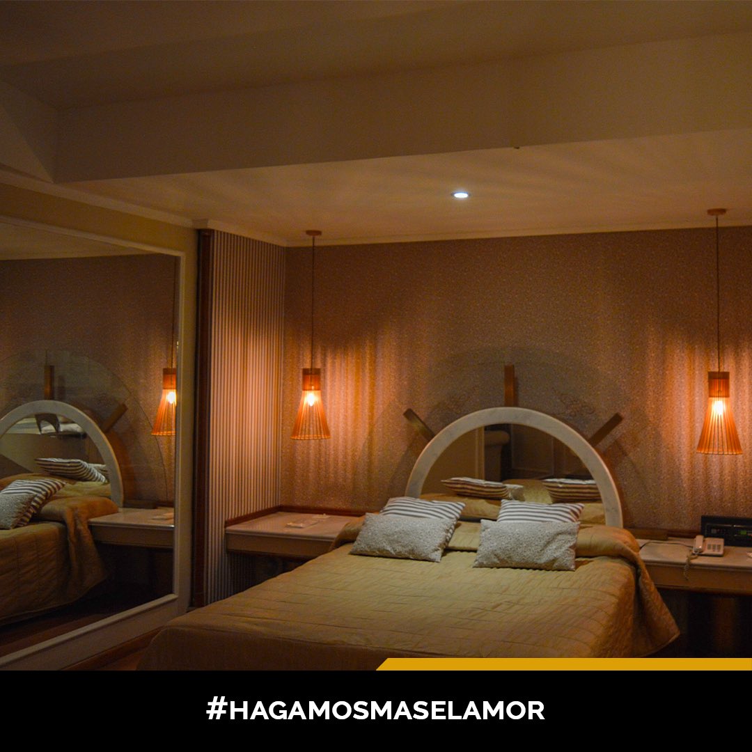 eledenuy's tweet photo. HABITACIÓN IMPERIAL / CLÁSICA 

🛁 Jacuzzi
🚿 Duchas dobles
📺 TV Led
🍸 Frigobar completo
🍛 Room Service 24hs
📡 WiFi
🚘 Garages privados

Te esperamos en #eleden
Por consultas y reservas al 25078696 https://t.co/SRAFc9wROd