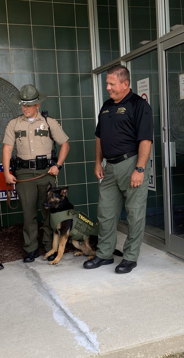 THPCookeville's tweet photo. Today the owners of KC Candle Company, Stacy Prater and Chris Walls out of Chattanooga, TN, presented a ballistic vest to THP K-9 Draco and his handler Trooper Adam Cothron of the Cookeville District. We want to thank you and the community for your continued support. https://t.co/62iZ8WPyCD