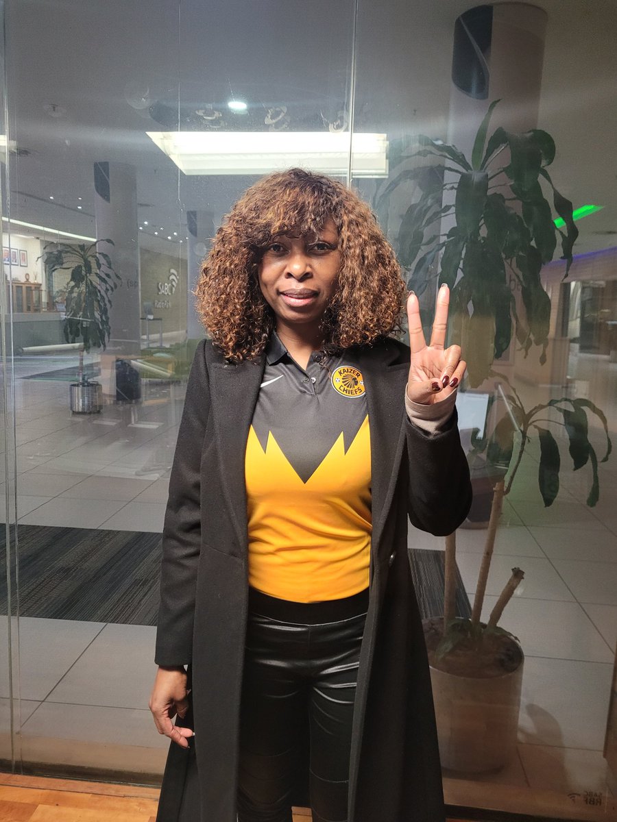 Bevstar7's tweet photo. @KaizerChiefs ✌Bring it home https://t.co/QmVWZ6M4mV