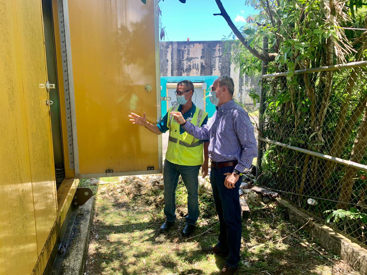 RepVictorPares's tweet photo. #Distrito4 | Visitamos la Estación de Bombas de Fairview de @ACUEDUCTOSPR para recibir noticias de primera mano sobre la situación del generador que ahí se averió y está próximo a ser sustituido. Gracias al Subdirector #RegionMetro Alvaro Sayón por recibirnos. https://t.co/tRjuZOAoAA