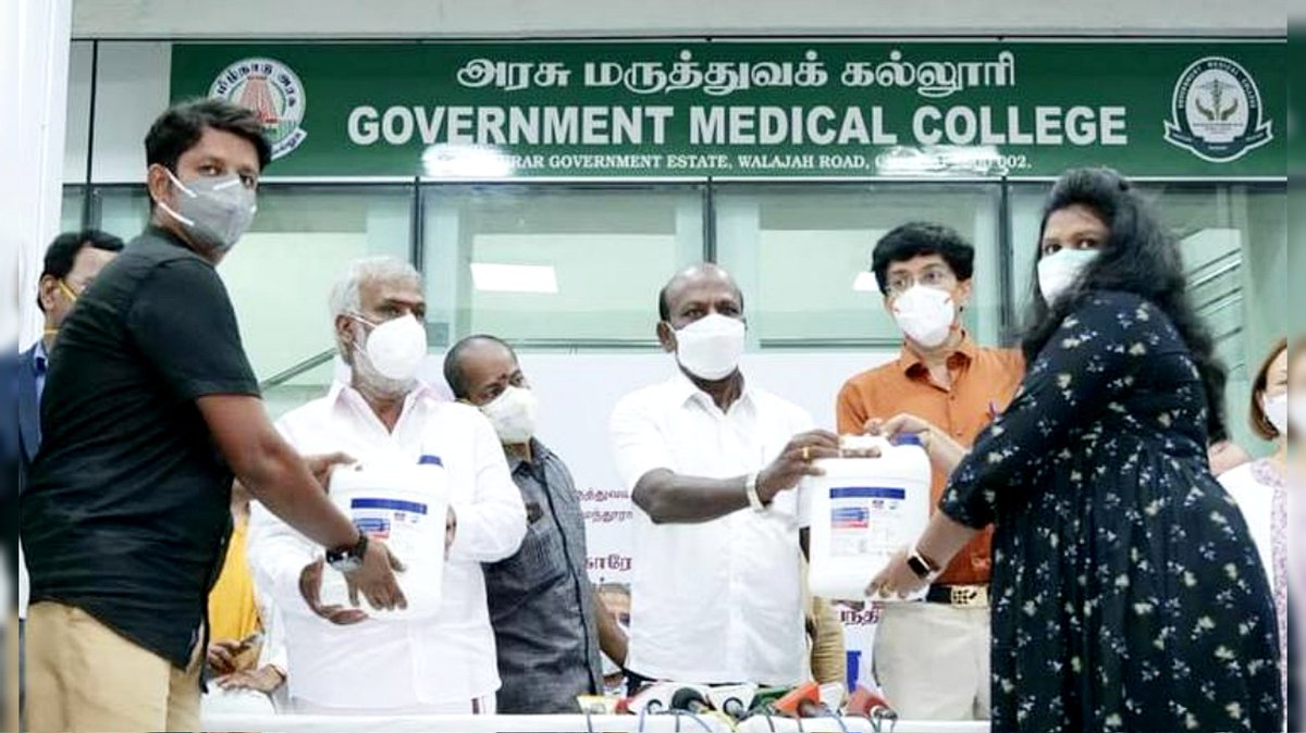 GeoIndiafoundat's tweet photo. Donated 15000 litres of Domex - Disinfectant floor cleaner to Honorable Health Minister Ma. Subramaniam and Honorable Minister for Hindu Religious and Charitable Endowment, P.K. SekarBabu for government hospitals, under our Project SANITATION program. 16 /7/21
#geoindiafoundation https://t.co/70lTI8BewE