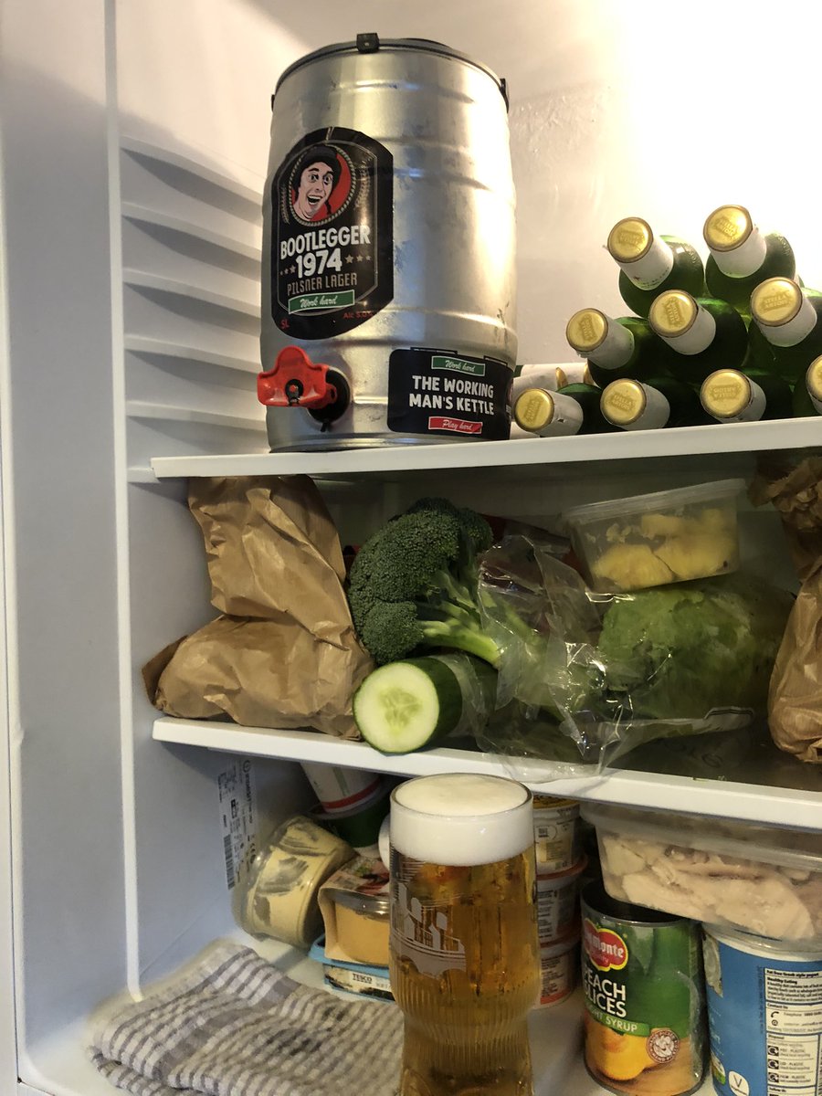 thomasseal99's tweet photo. The #workingmanskettle is working! Its about to get tasty 🍻 #bootlegger @bootlegger1974 @WXM_Lager https://t.co/peoOgwnUPl