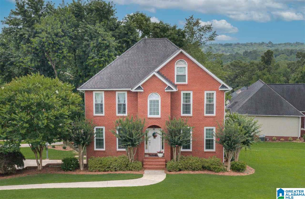 kmoorebydesign's tweet photo. Check out my #listing in #Trussville #AL  #realestate #realtor https://t.co/VTA2vimbM8 https://t.co/q6bmNZLb6X