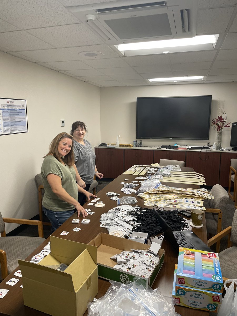 DrFinchDVUSD's tweet photo. Student Support Services is working on Picture Schedules for Special Education teachers. #team #LevelC https://t.co/6EasGRVnaN