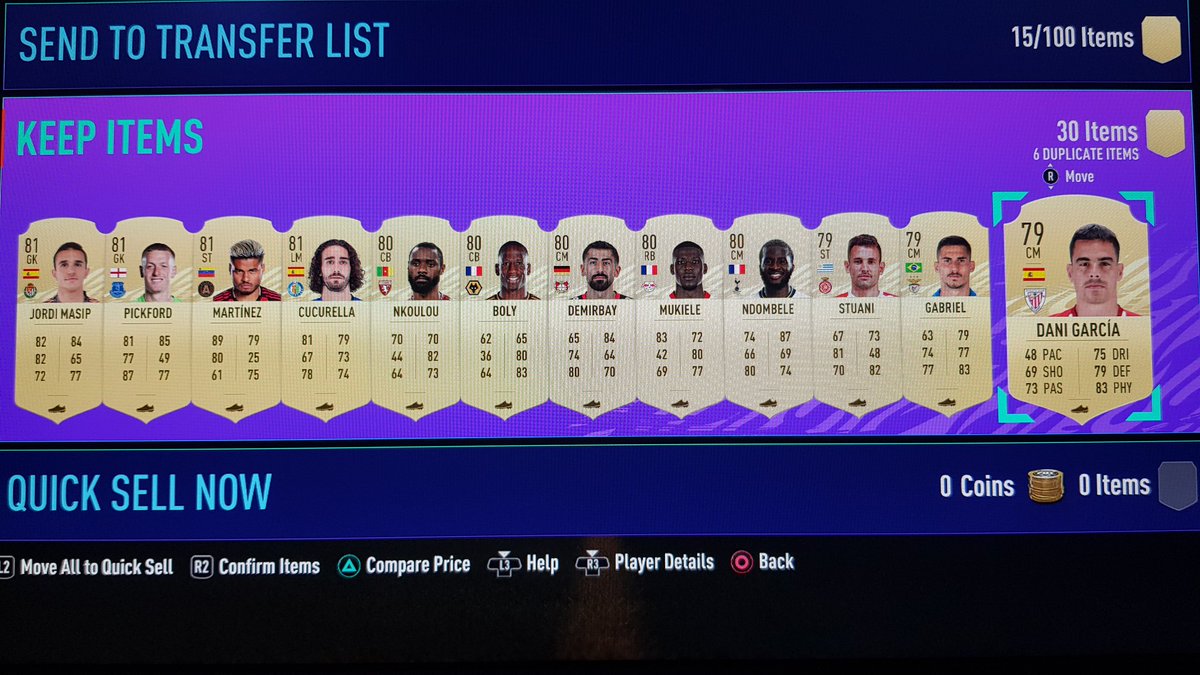 tasmim_morshed's tweet photo. These engagement rewards are precisely the reason I won't be purchasing #FIFA22 @EASPORTSFIFA
#UltimatePack is the biggest ever scam by EA.
Bunch of frauds @EAHelp #FUT21 #FUTTIES https://t.co/TAmihjXGDc
