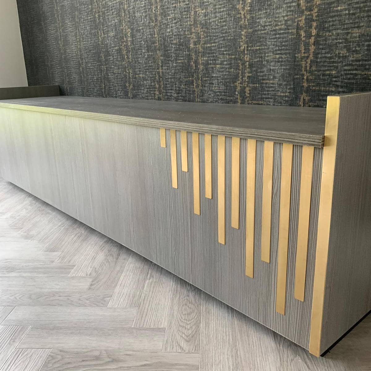 The bench is in situ, really pleased with the outcome of this design. It works really well in the space and <a href="/JoeSargeant/">Joe Sargeant</a> of JMS did an outstanding job bringing my sketch and scribbles to life! 
The clients are really pleased! #benchseat #design #brass #seating #kitchen #luxe
