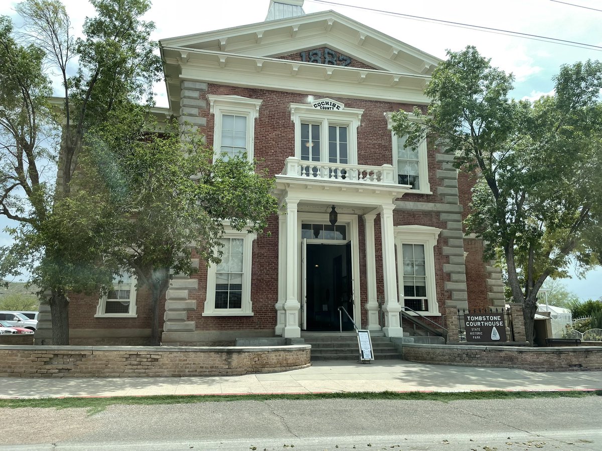 ᖴᒪᑌᖴᖴƳ & ɬąཞơɬ tweet media