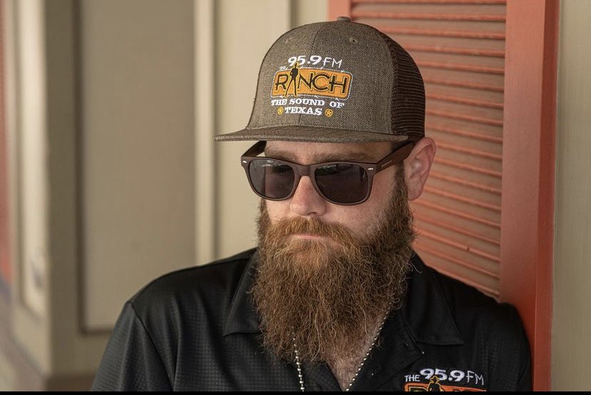 TheBenRyan's tweet photo. #WolfgangPhotography #SchaeferOutfitter @959theranch https://t.co/y6siJ7VRL3