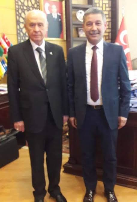 Neden tahliye edildi bu pislik diye soranlara.

 #ÜmitCanUygun