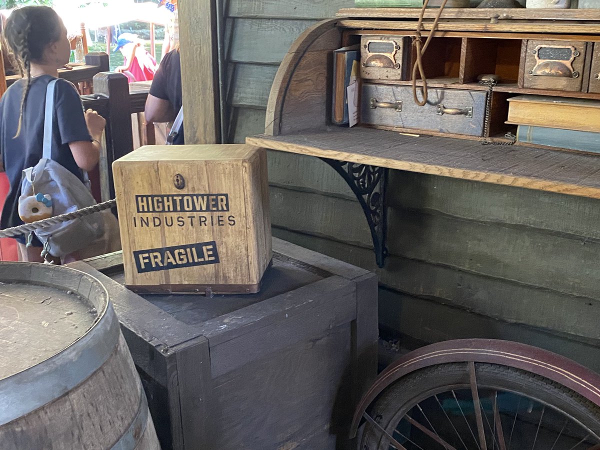 MouseGuests tweet media