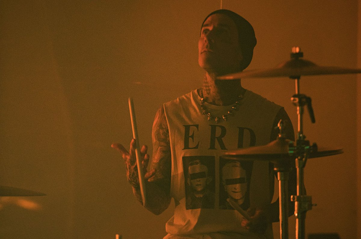 billboard's tweet photo. Watch the new #Rage video from @dirtyheads, @travisbarker &amp; @AimeeIntrrupter now, and see exclusive photos from the video set 📸  https://t.co/9rPvKB4fVs https://t.co/aCO5GX7LuW