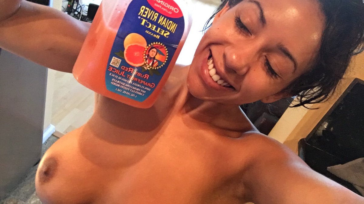 Jen_Rocc's tweet photo. This with tequila is amazing https://t.co/ZhY459Om7t