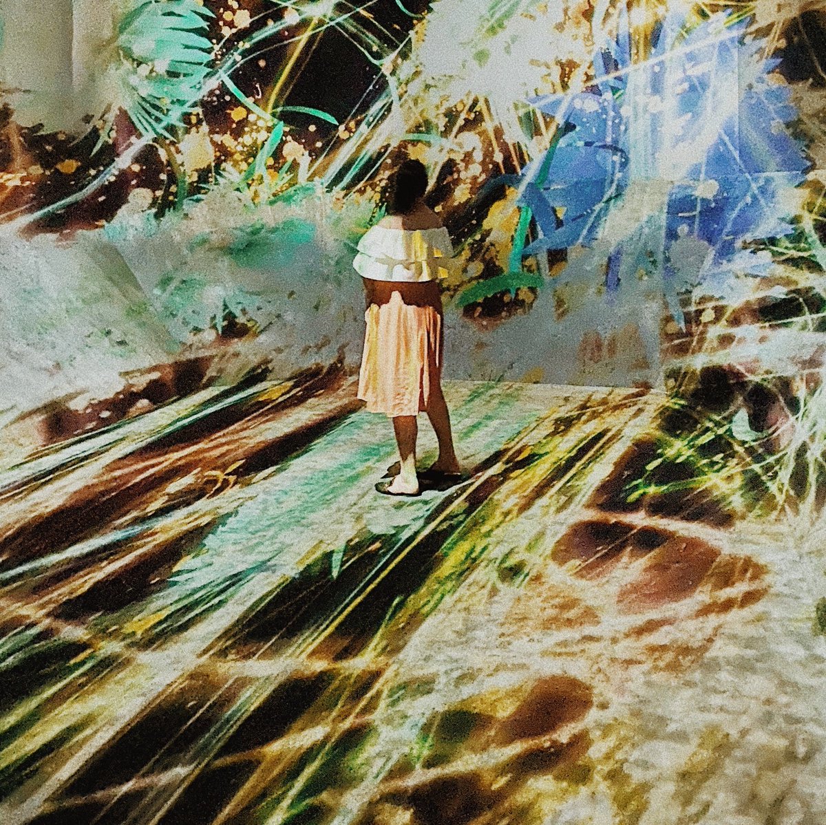 Ever heard the saying “dreaming with your eyes wide open?” I have, but I didn’t understand what it meant until just a few days ago when I got to experience the Asian Art Museum’s new immersive art installation. // Read the full story: l8r.it/9B9d