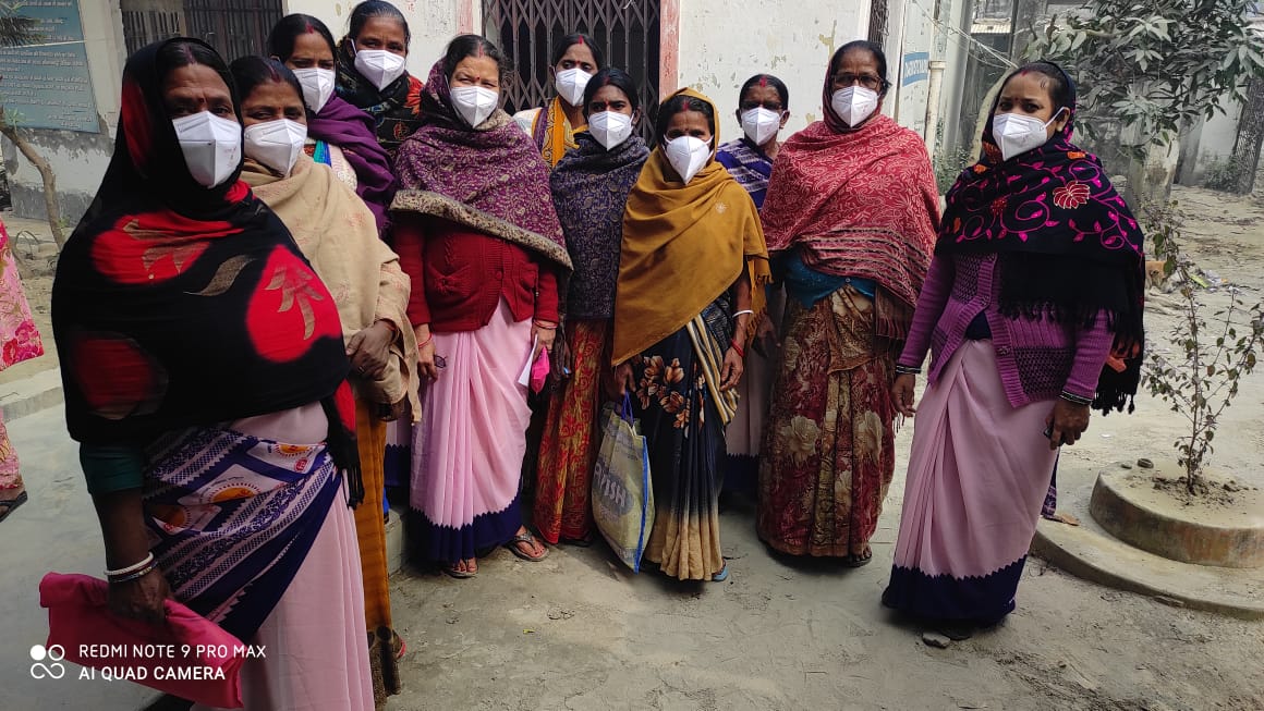We were once told by a health official that ASHAs don't require N95 masks since they aren't at high risk of getting covid. 😶😷
It's #WorldMaskWeek and I urge all governments to provide adequate PPE for the #CHWs. 

#HealthCareWorkers #equity