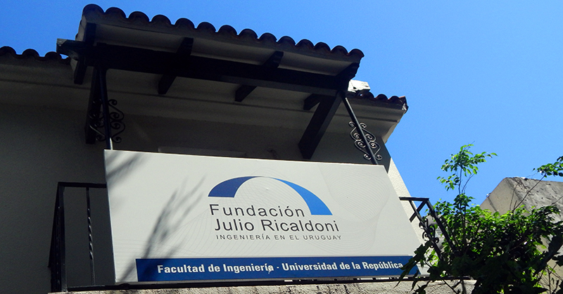 Oportunidad laboral FJR. 
Llamado a “Técnico Junior en Seguridad de la Información”
Dirigido a: Estudiante de carreras técnicas o universitarias relacionadas a Tecnologías de la
Información
Postulaciones únicamente: ricaldoni.org.uy/servlets/fjrho…