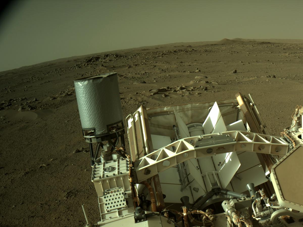 MarsMissionImgs's tweet photo. #PerseveranceRover #Mars #NASA #Sol123 #Space #Navcam https://t.co/ee4h8eU9FF