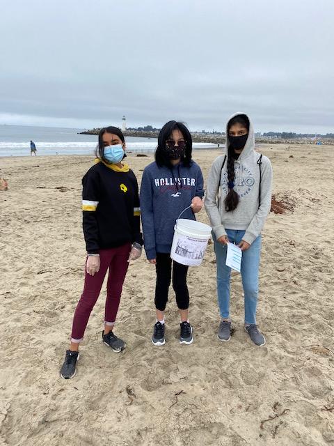 AMHS_CM's tweet image. Mitty students in our summer Faith in Action program working doing a beach clean up in Santa Cruz.  Thank you Monarch for protecting our common home! #amhsheartsonfire