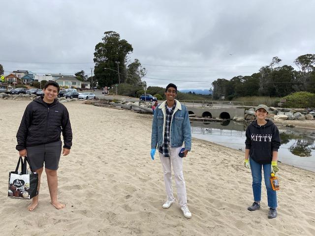 AMHS_CM's tweet image. Mitty students in our summer Faith in Action program working doing a beach clean up in Santa Cruz.  Thank you Monarch for protecting our common home! #amhsheartsonfire