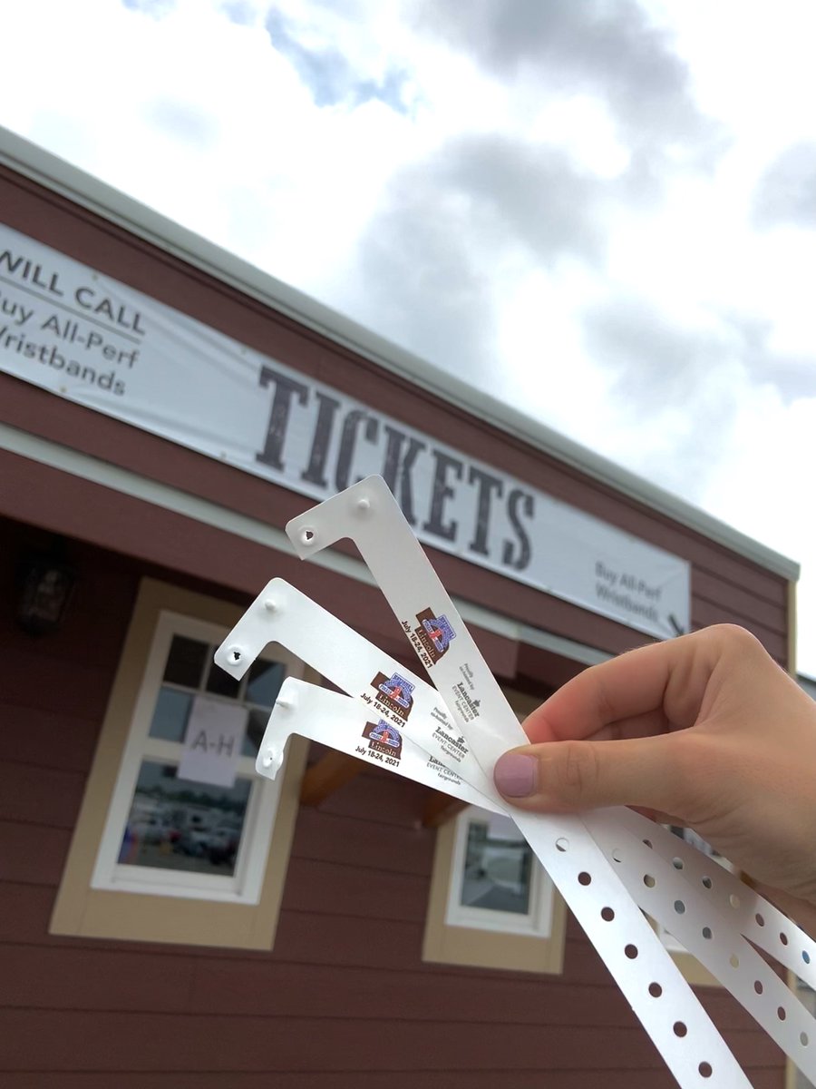 Did you order wristbands online? CONTESTANTS WRISTBAND PICK-UP open today 2pm-6pm at the Outdoor Grandstand Arena ticket booth! 🤗 

Note we have three lines open organized by last name of who made the order.