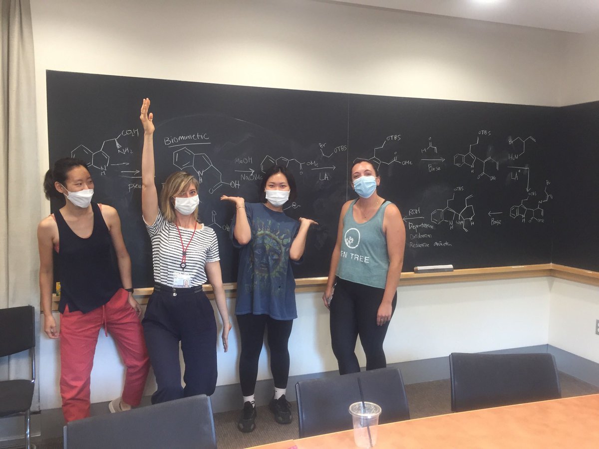 KiesslingGroup's tweet image. Working backwards looking for a way forwards #retrosynthesis #mechanismclub