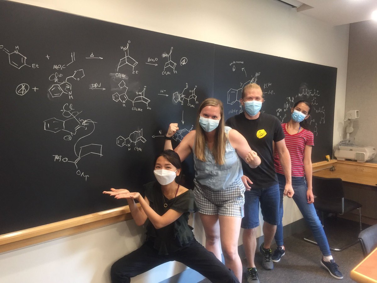 KiesslingGroup's tweet image. Working backwards looking for a way forwards #retrosynthesis #mechanismclub