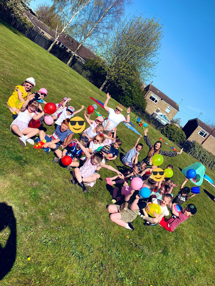 DeltaCravenKC's tweet photo. What an amazing year we have had @DeltaCraven Year 1 ⭐️ and a year we won’t forget! But amongst the lockdowns, zoom lessons and disruption these children have been resilient, persevered and matured so much. I am so proud of everyone and loved being your teacher! Go smash Y2! 👏🏻⭐️ https://t.co/sgt6rh2GjR
