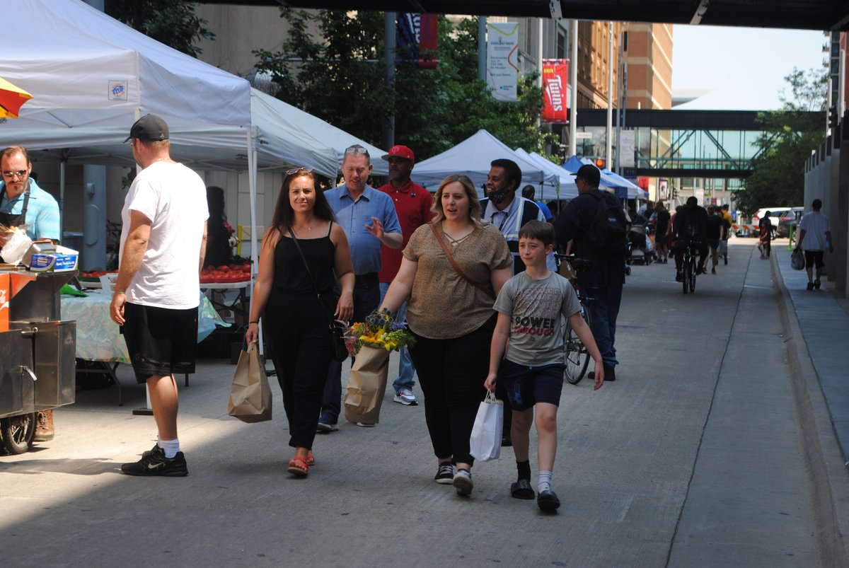Aquatennial's tweet image. Join us downtown for a special #Aquatennial #DowntownThursday on July 22nd! Don't miss the Farmers and Makers Markets, Street Show performances, the @hclib #MNspin concert, lawn games, #PianosOnParade performances, happy hours, patios, and more. See you downtown. #mymplsdt
