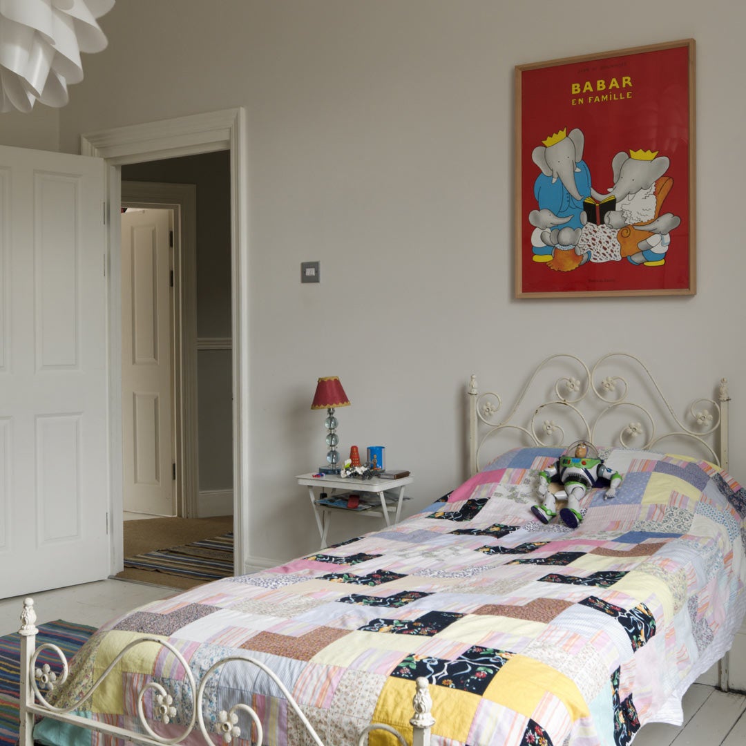 PictureFrames's tweet photo. "Every child is an Artist. The problem is to remain an Artist once they grow up." - Pablo Picasso

Remember your childhood room? What fun there was to be had there! 

Let's get back some of that spirit in our spaces. The dreams and possibilities of imagination. #framingjoy https://t.co/fQFZQa6JYb