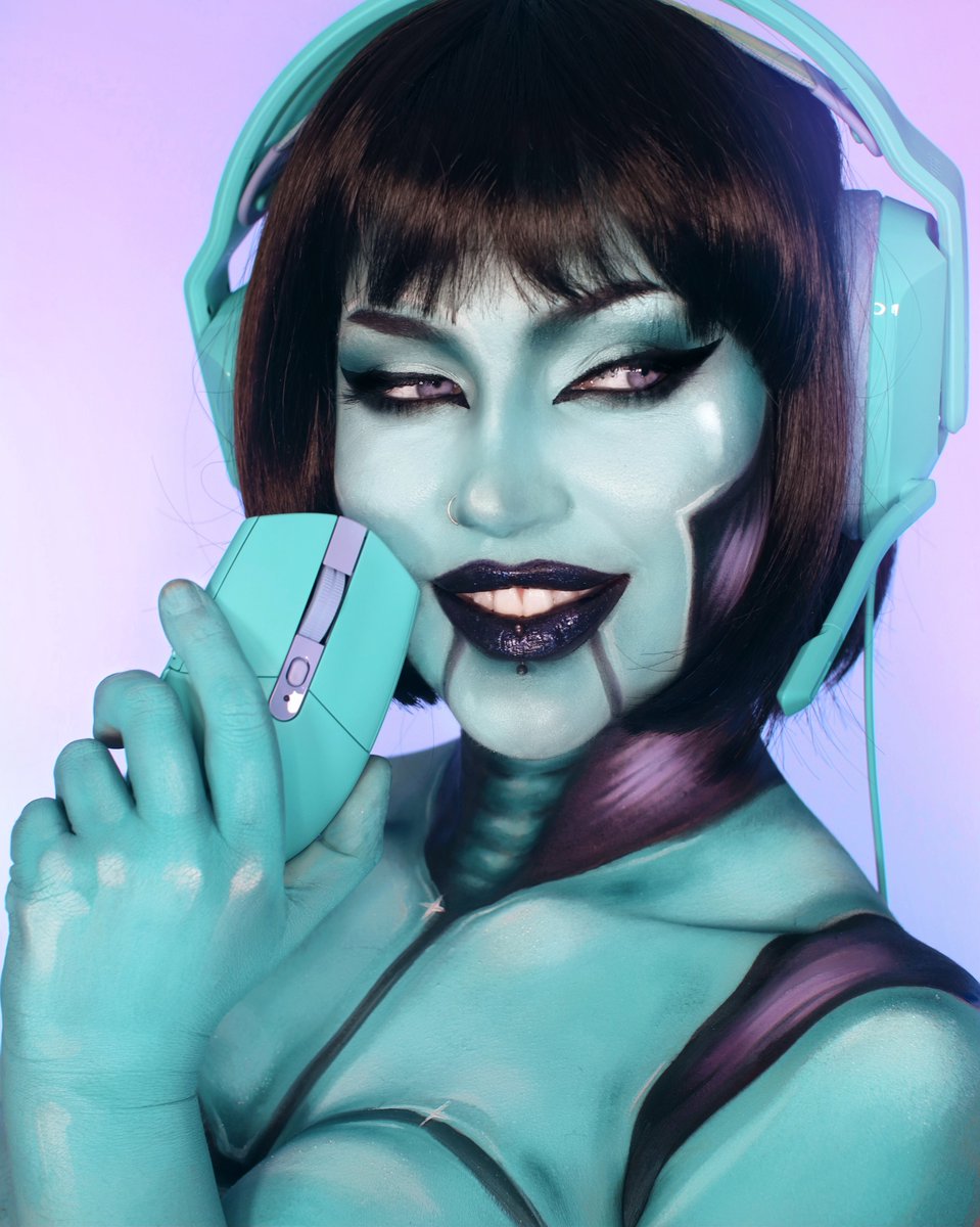 djarii's tweet photo. AHH! Excited to share these pics! Again, I got the opportunity to showcase my creative talents in collab with @LogitechGUK - inspired by the mint styled Colour Collection G305 and G335 I designed my very own LogiGorl! #LogitechGUK #ad
Shop here! -> https://t.co/WaTXknUvrS https://t.co/iXxHE4w2ic
