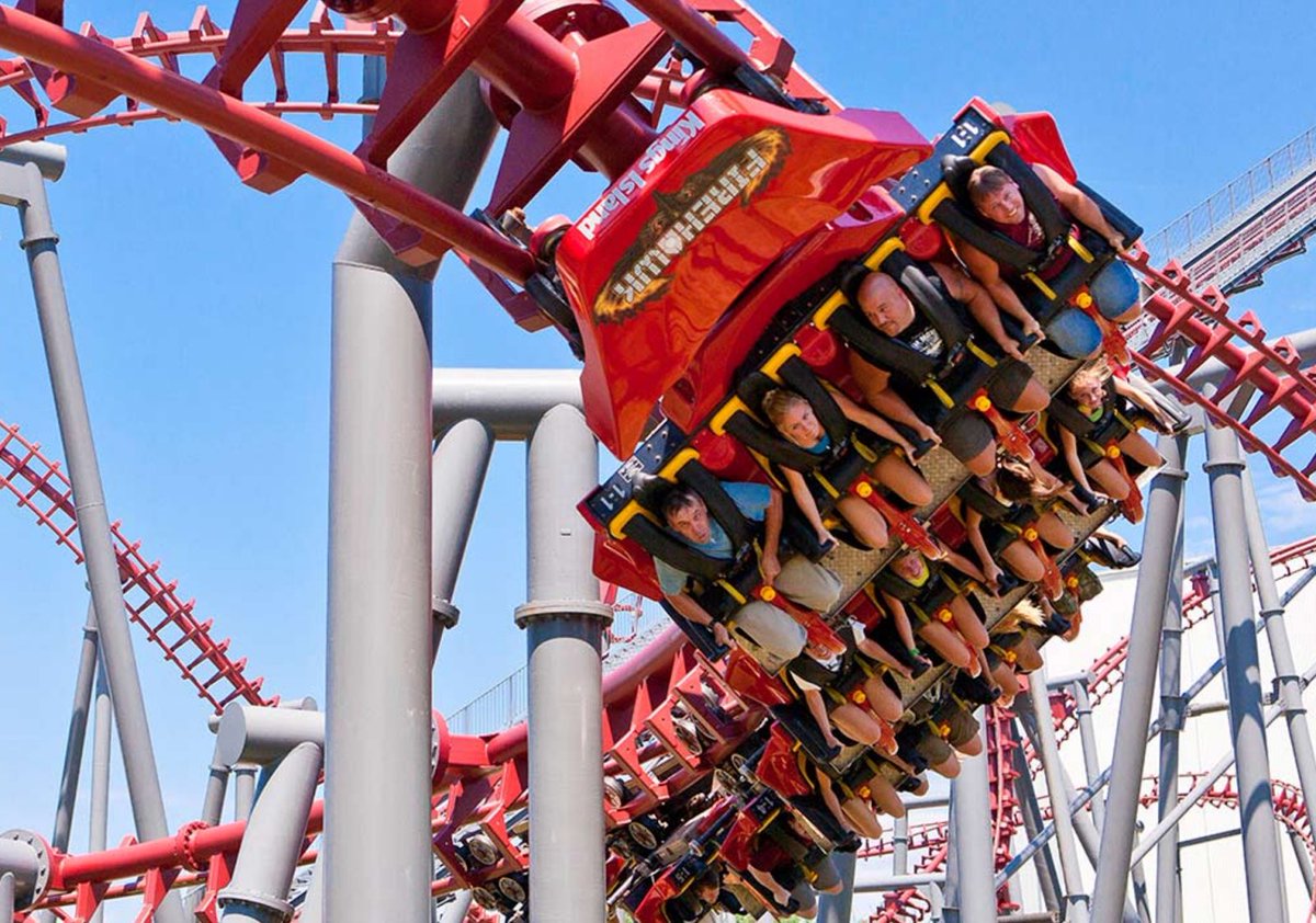 ThemeParkLore's tweet photo. @TerminusTerra @DrewTailored Late listening to the Atlantis episode, but I’m 99% sure Fire Mountain would’ve been a Vekoma coaster. Their first flying coaster was 2000’s Stealth. Kings Island’s Firehawk and Six Flags America’s Bstwing were the others. https://t.co/T7ZCpnbs77