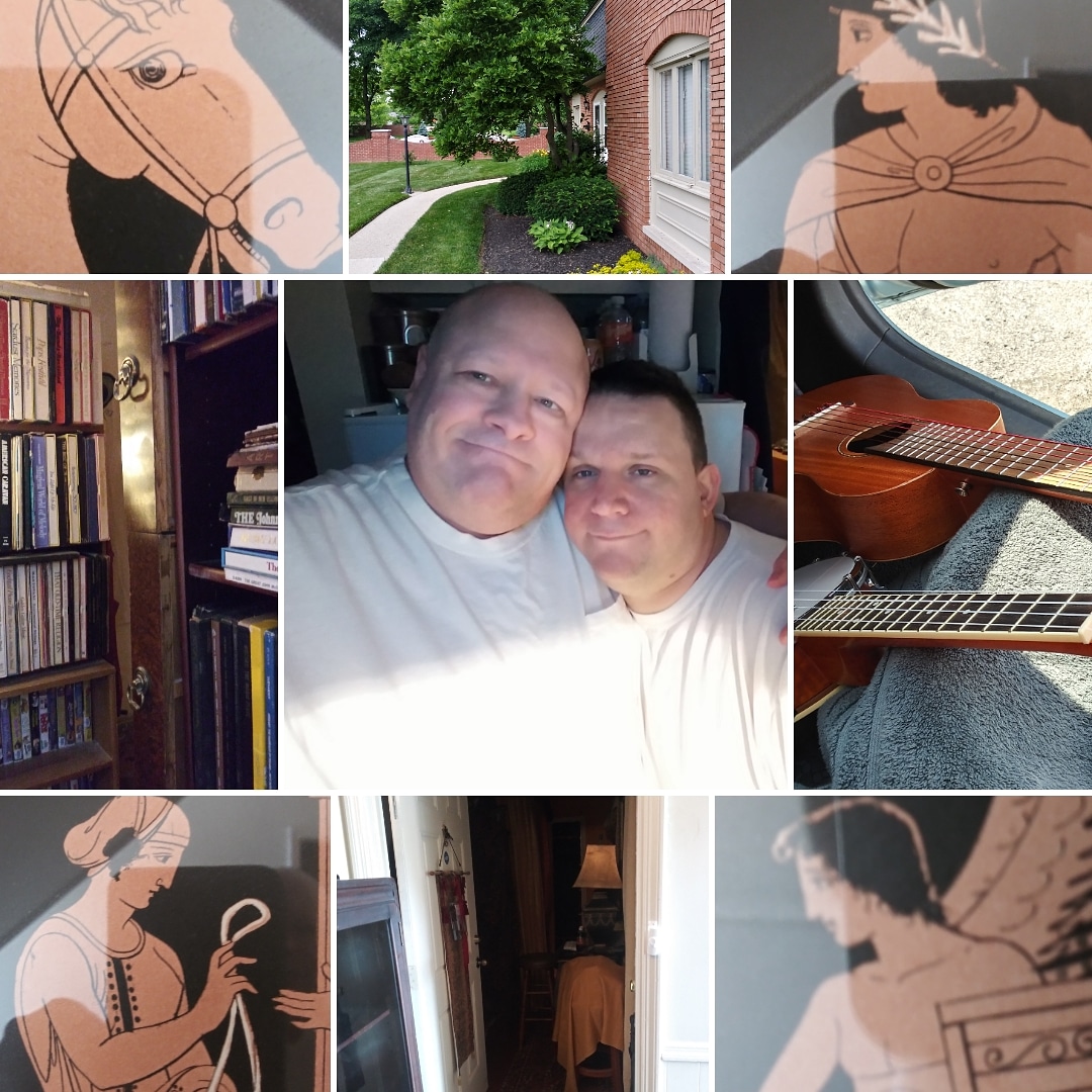 DaddyAndCub's tweet image. TGIF
Weekend is coming!  Hooray! :)