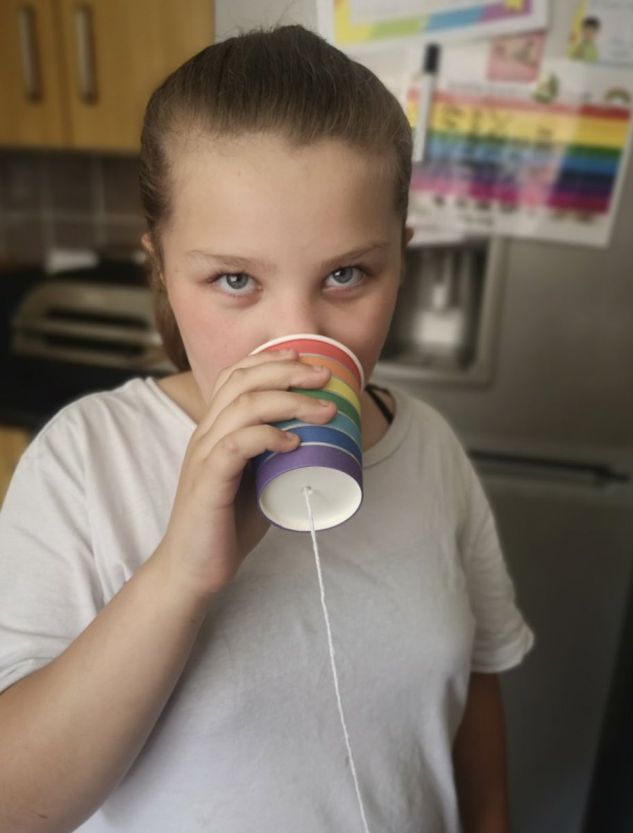 BirchwoodCE's tweet photo. Year4 loved #scienceweek Isolation won’t stop us enquiring🔍.Our topic was sound and we were fascinated by Alexander Graham Bell’s invention of the telephone so we created a string telephone to see how vibrations & sound waves travel through objects #bcepsscienceweek #bcepsyear4 https://t.co/VsTF5bNx7M