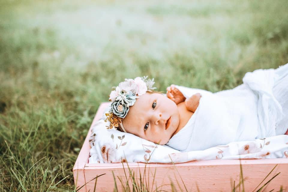 slrossi's tweet photo. So precious!  I just can’t stop with the pics lol. 💕 https://t.co/BMLQnuRmyL
